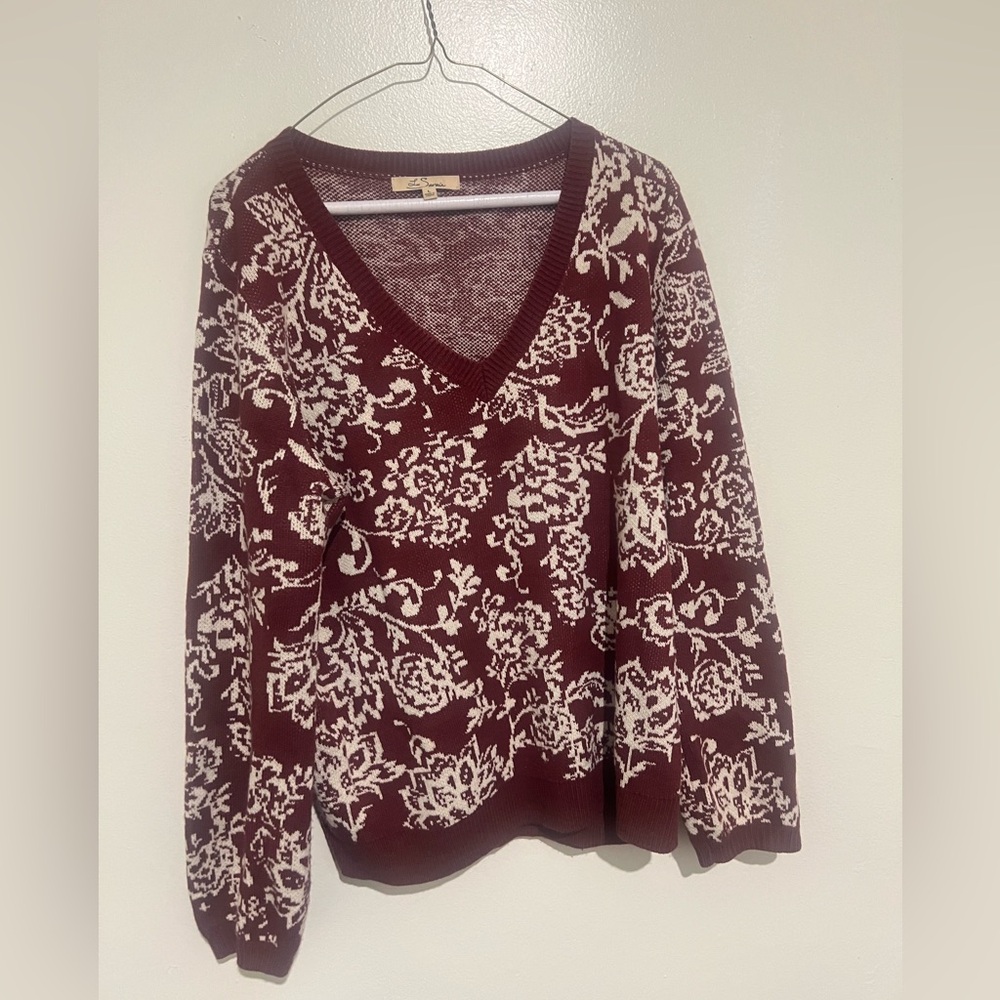 Burgundy and white floral sweater 
Size large